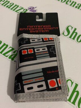 Bioworld Wallet Nintendo Entertainment System NES Controller Trifold Billfold
